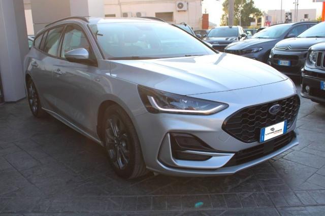 Ford Focus Wagon 1.5 ecoblue ST-Line 115cv AUTO con Navi e CarPlay
