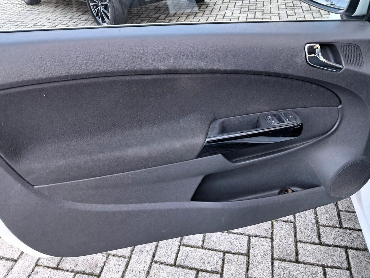 Opel Corsa 1.2 85CV 3 porte GPL-TECH Elective
