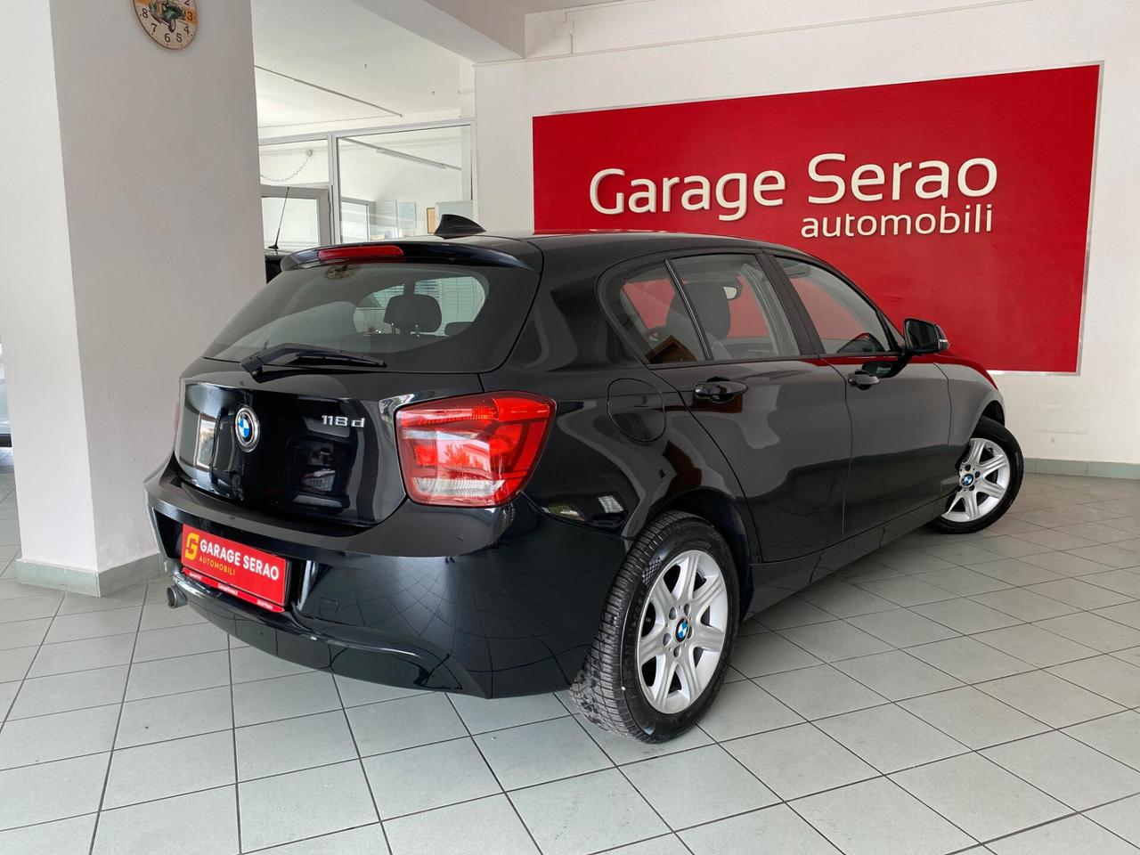 Bmw 118 118d 5p. Unique