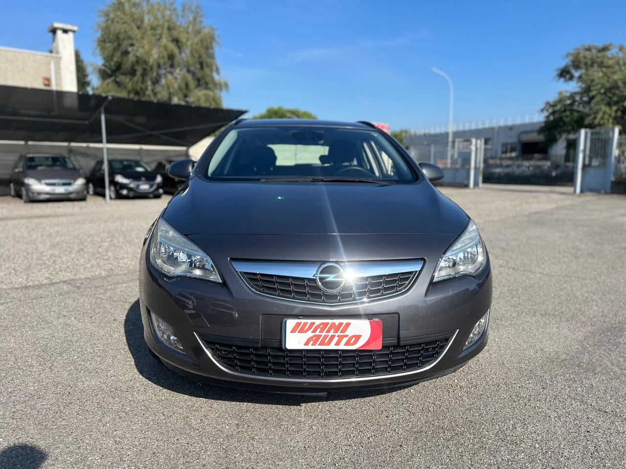 Opel Astra 1.4 140CV Sports Tourer