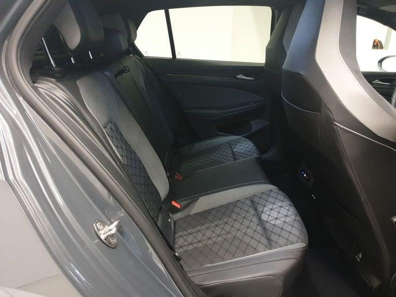 Volkswagen Golf 1.5 TSI EVO ACT R-Line