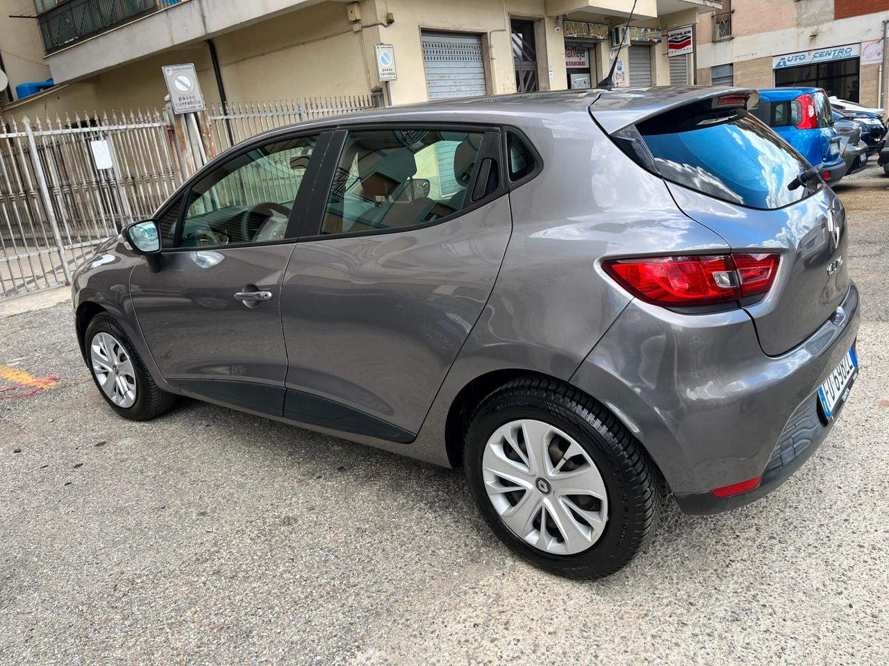 Renault Clio 1.2 75CV 5 porte Life