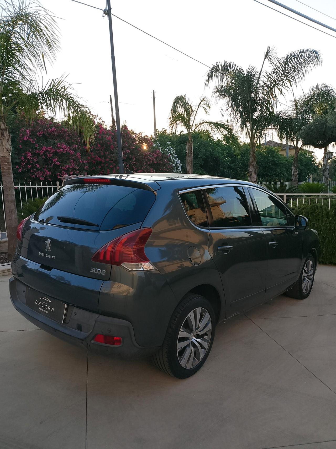 Peugeot 3008 1.6 HDi 115CV Allure