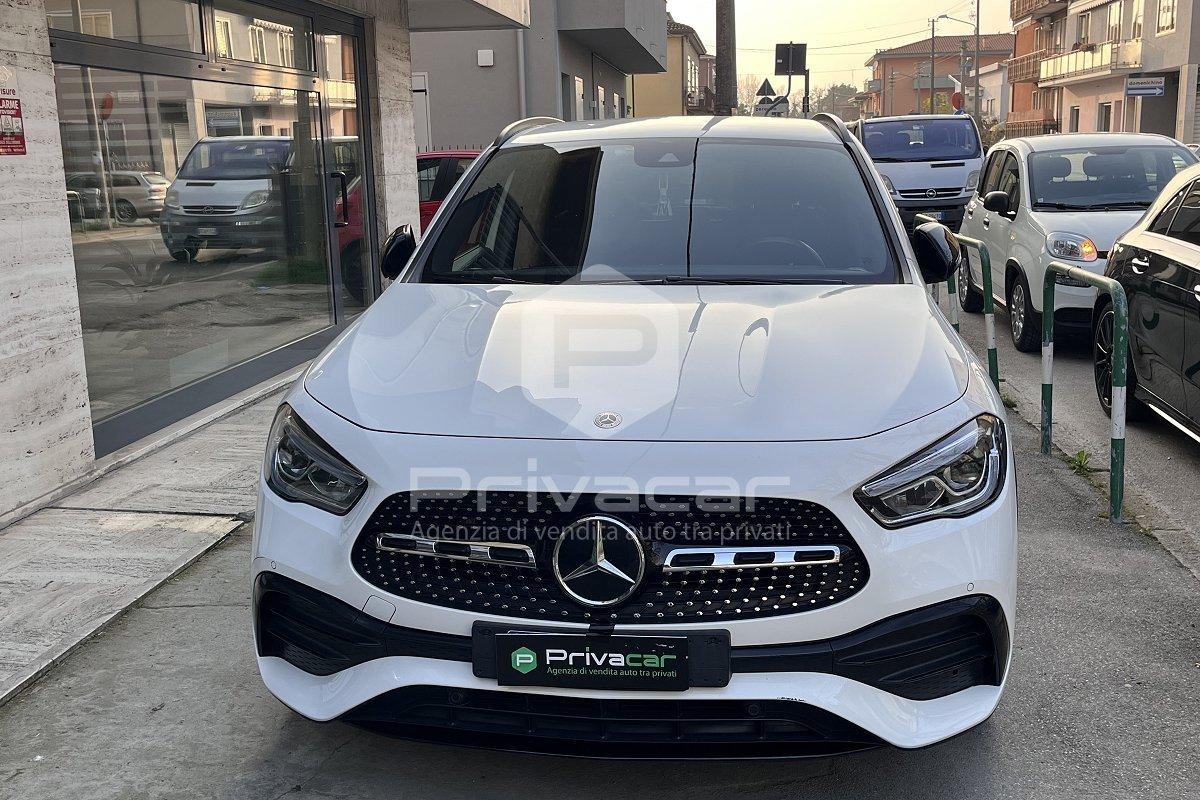 MERCEDES GLA 200 d Automatic Premium