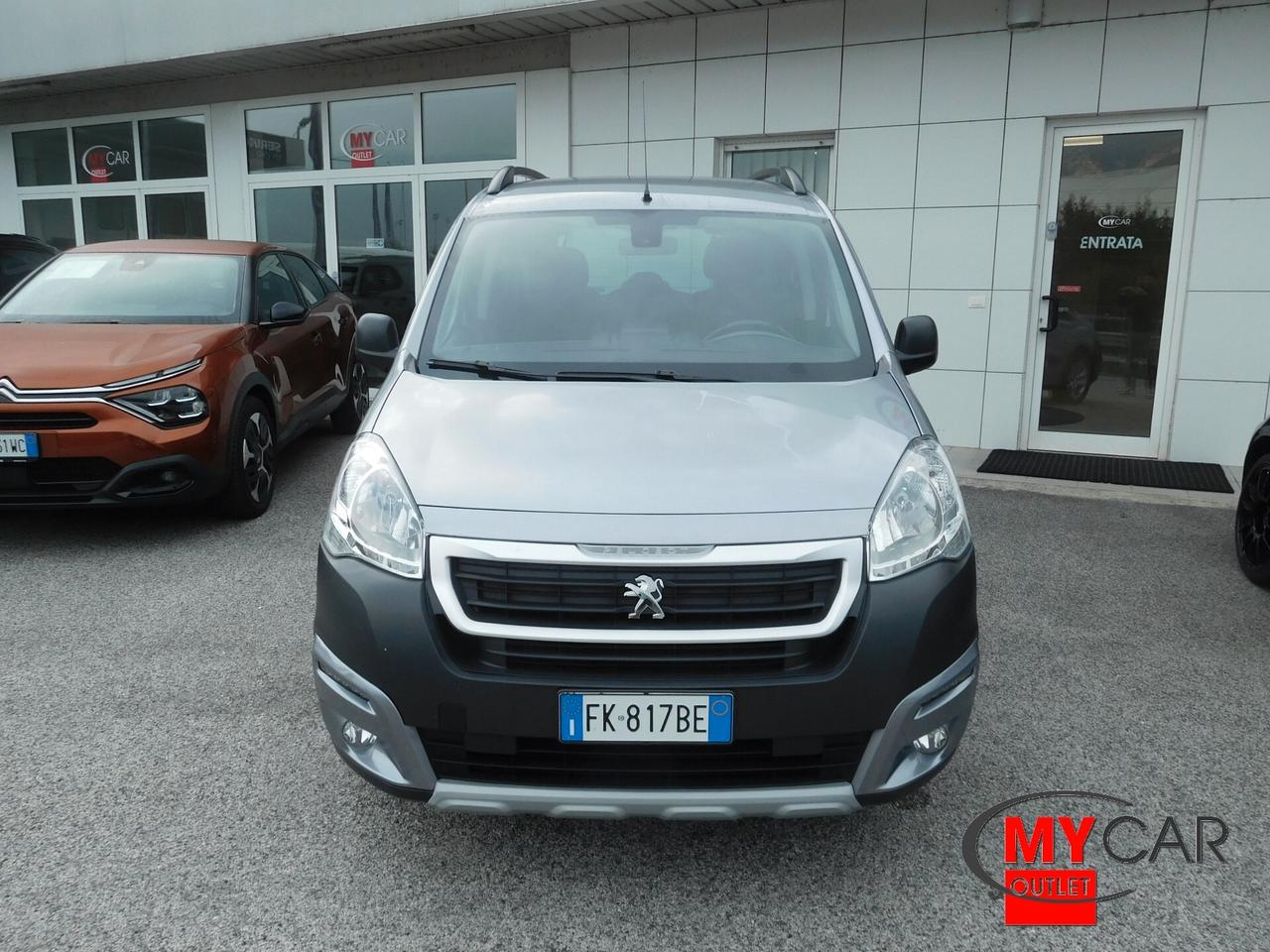 Peugeot Partner Tepee BlueHDi 120 S&S Outdoor