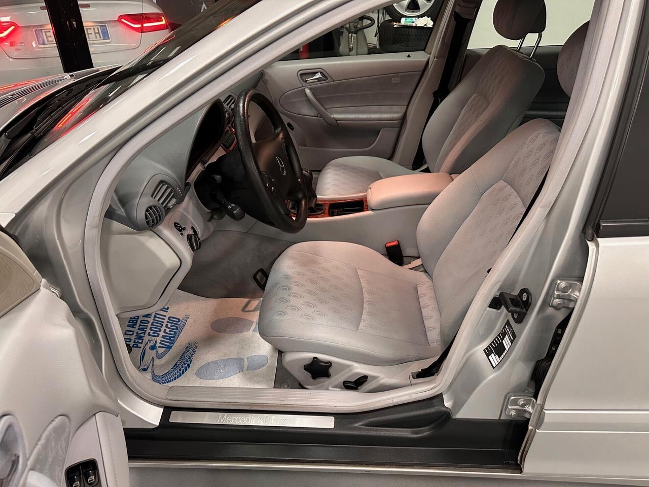 MERCEDES C 180 BENZINA BERLINA (75000 MILA KM )