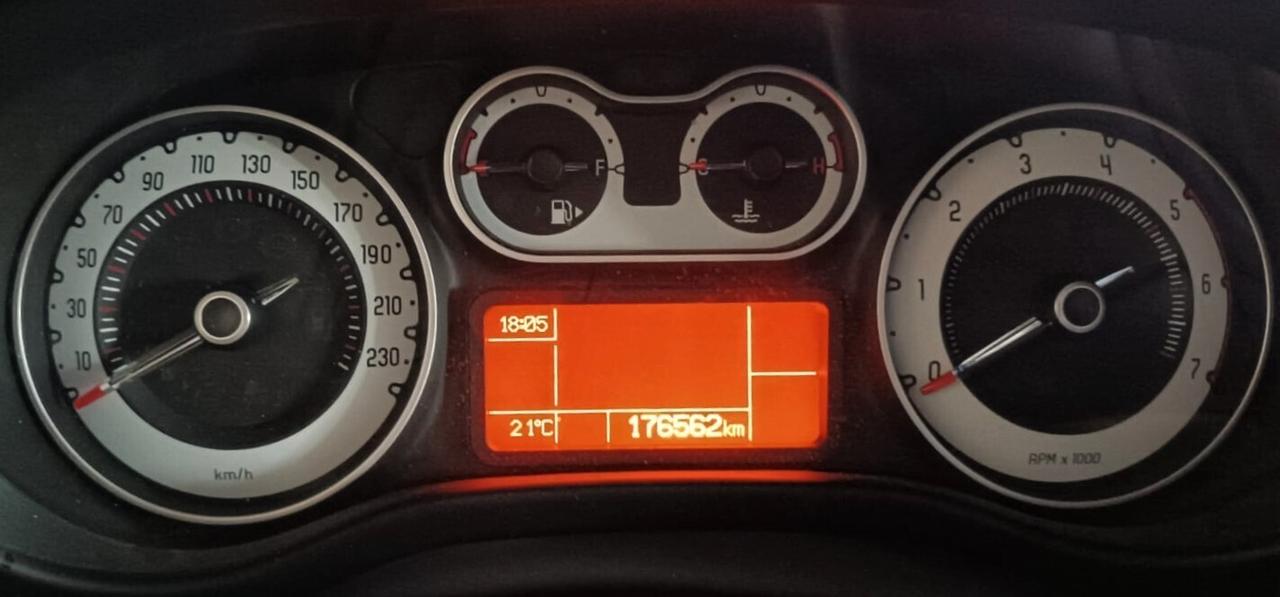Fiat 500L 1.3 Multijet 95 CV Dualogic Pop Star OK NEOPATENTATI