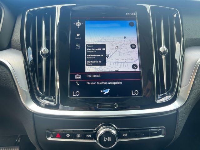 VOLVO V60 B3 Geartronic Momentum Core