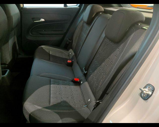 FIAT 600 1.2 hybrid