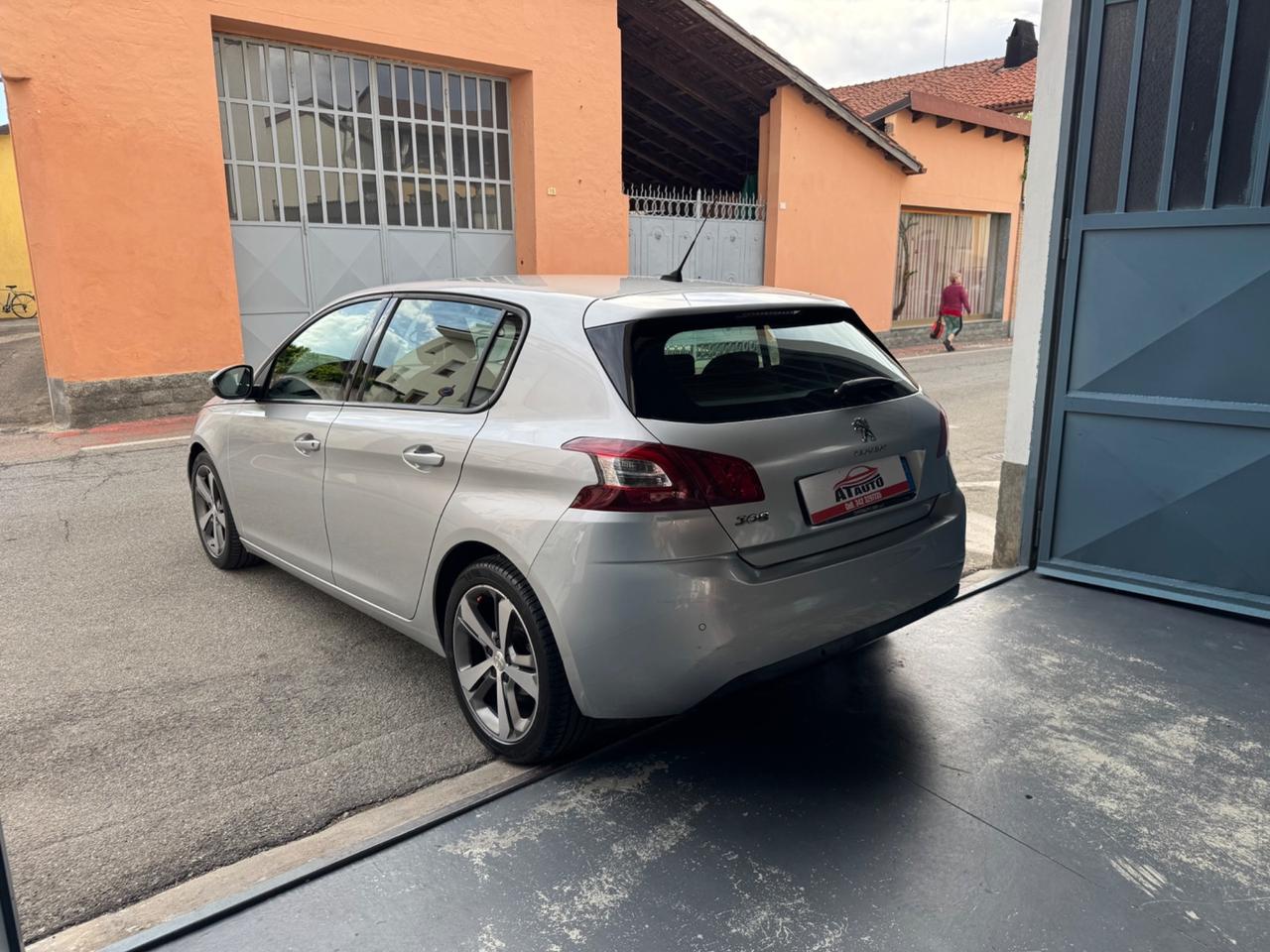 Peugeot 308 1.6 HDi 92 CV Business