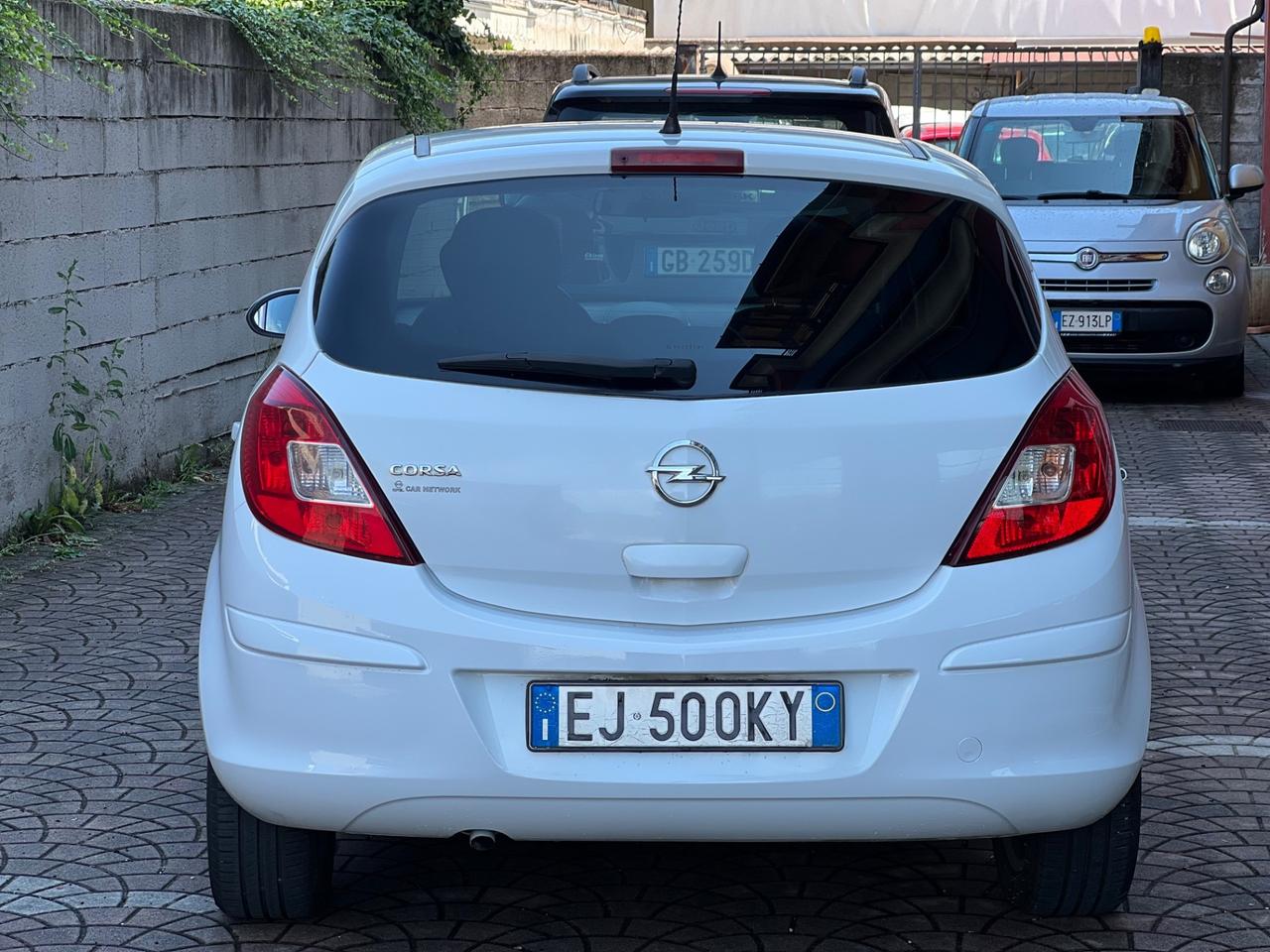 Opel Corsa 1.2 5porte GPL - Garanzia 12 mesi
