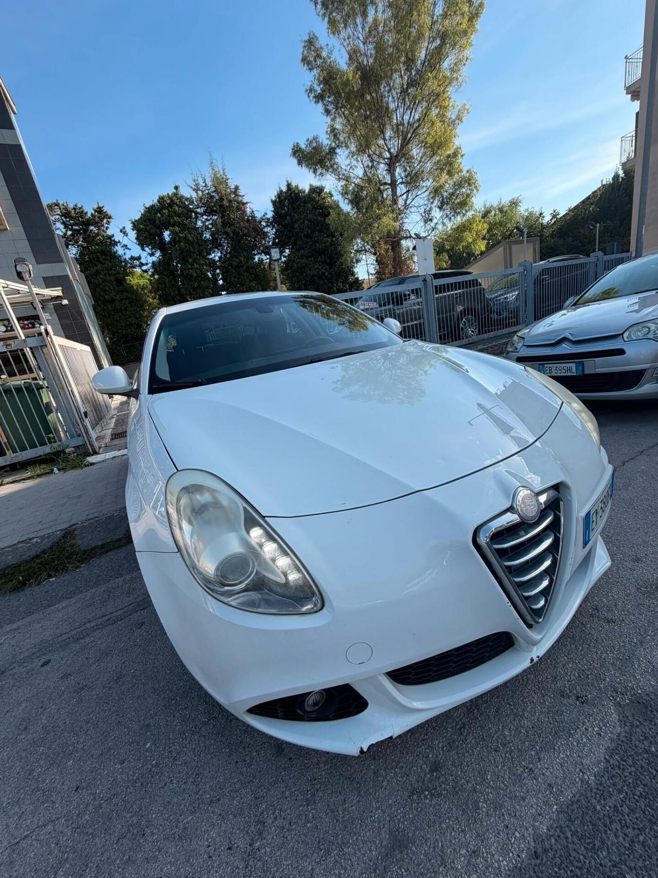 Alfa Romeo Giulietta 1.6 JTDm-2 105 CV Distinctive