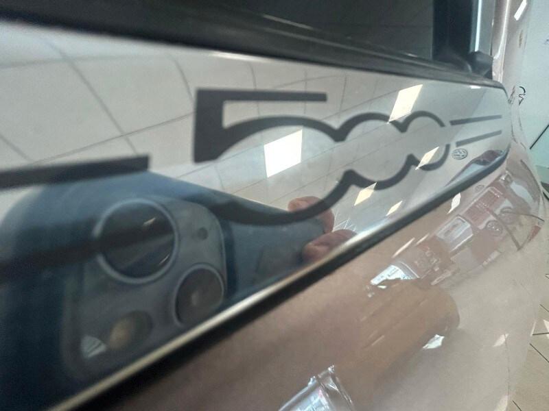 FIAT 500 (2020-->) 500 Berlina Hybrid Icon