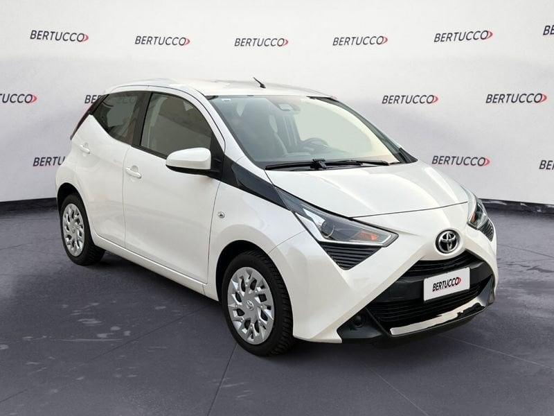 Toyota Aygo 2ª serie Connect 1.0 VVT-i 72 CV 5 porte x-cool