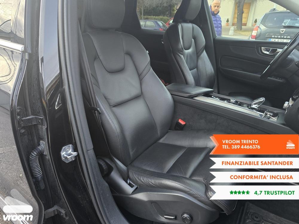 VOLVO XC60 (2017-->) XC60 B4 (d) AWD Geartronic...