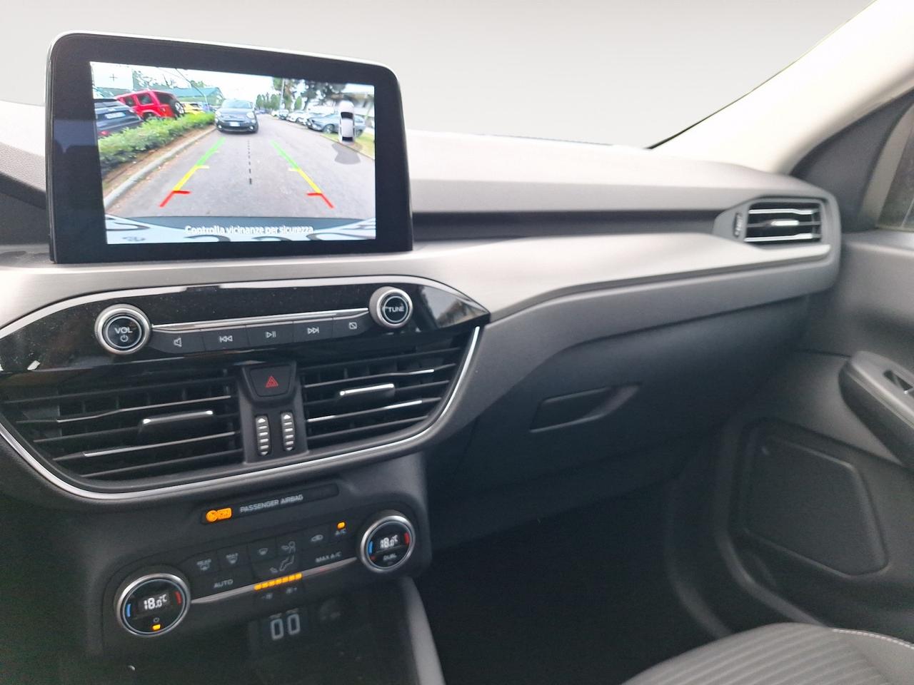 Ford Kuga 2.5 phev Titanium Business 2wd 225cv e-shifter