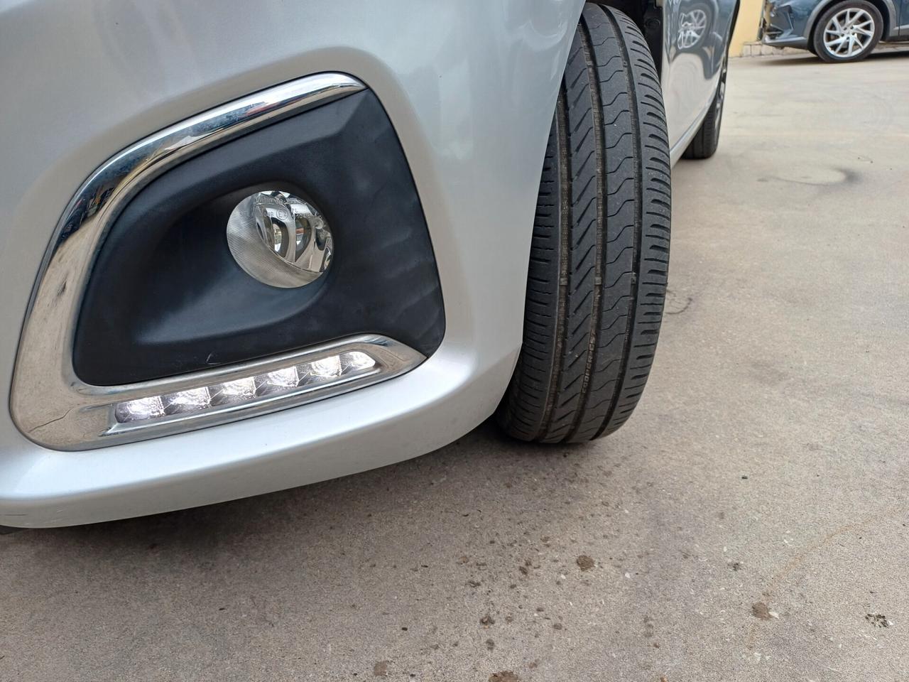 Peugeot 108 VTi 68 5 porte Allure