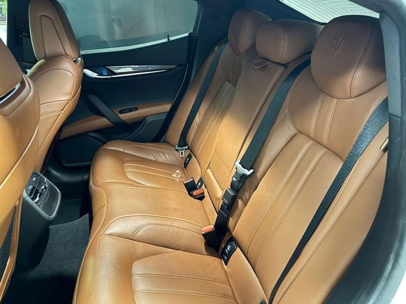 Maserati Ghibli Ghibli 330 CV MHEV GT RWD