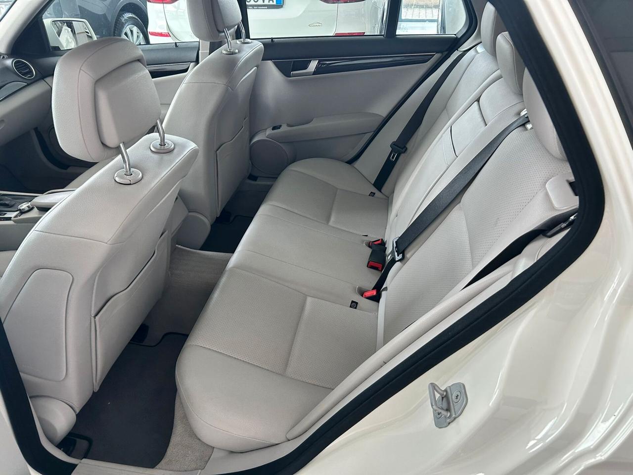 Mercedes C 200 CDI S.W. BlueEFFICIENCY 2012