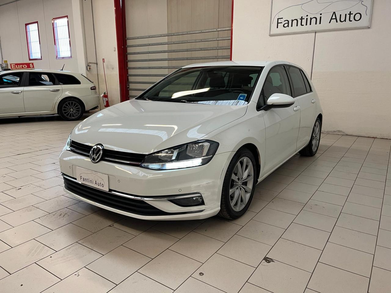 Volkswagen Golf 5p. HighLine 1.6 TDI 115cv-Ok Neopaten-LEGGI SOTTO