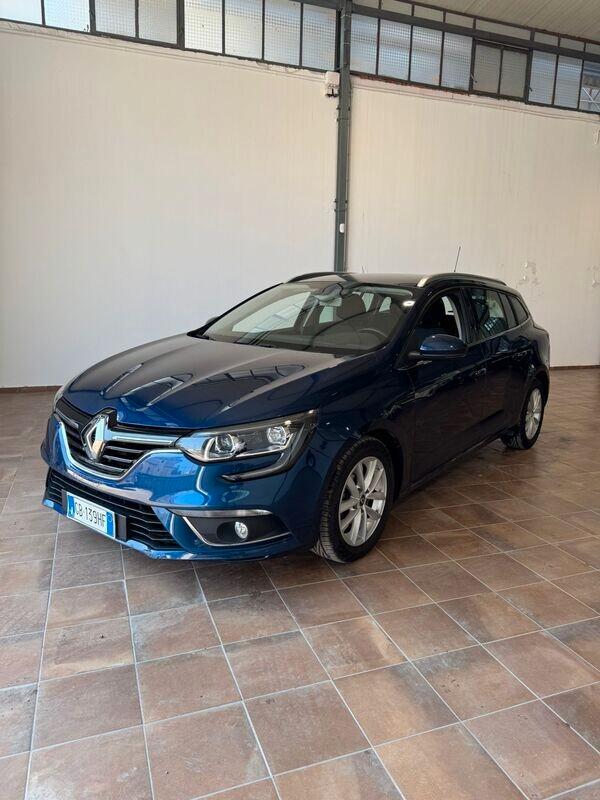 RENAULT MEGANE 1.5 SW AUTOMAT. AUTOCARRO