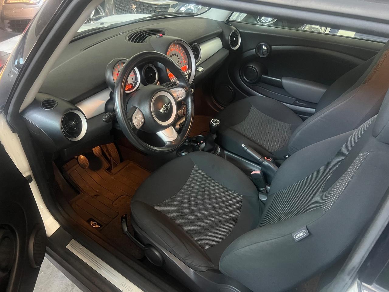 Mini 1.6 16V Cooper 50 Mayfair