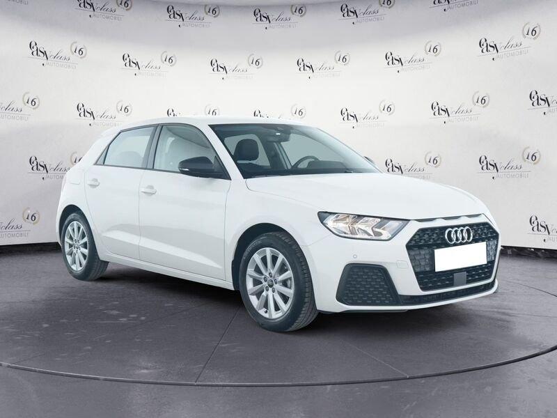Audi A1 Sportback 25 TFSI Cockpit Cruise Control Smartphone interface