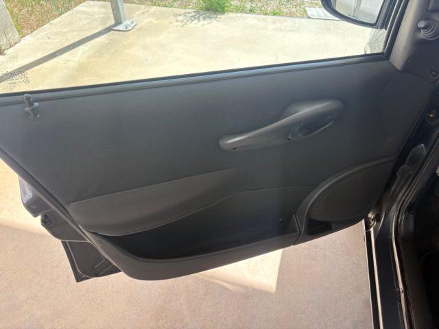 FIAT Punto 1.2i cat 5 porte POCHI CHILOMETRI OK NEOP