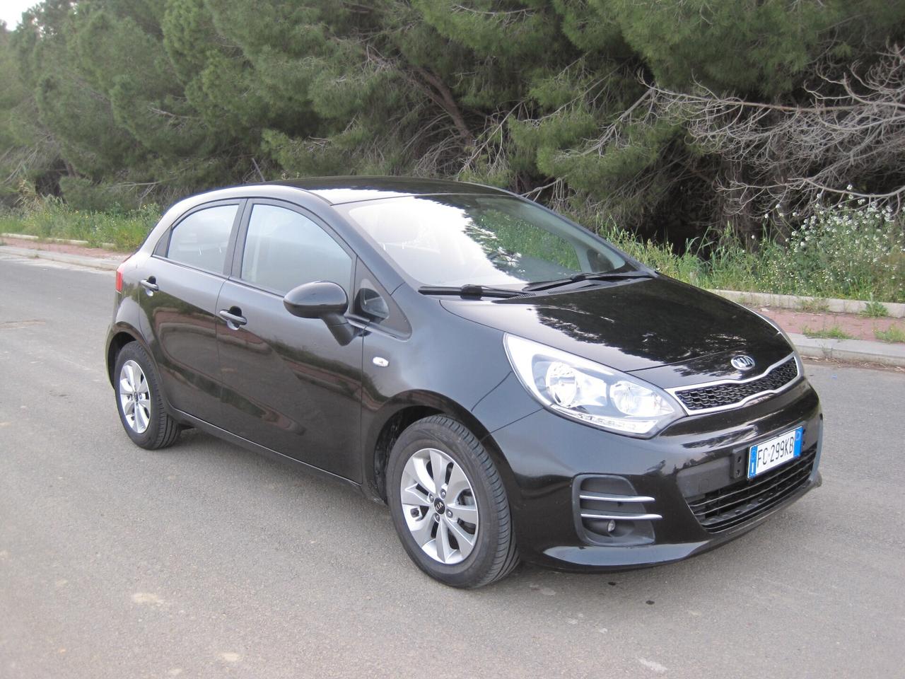 Kia Rio 1.1 CRDi 5p. Cool