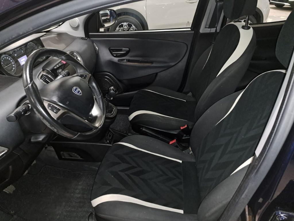 LANCIA Ypsilon III 2015 - Ypsilon 1.2 Gold 69cv