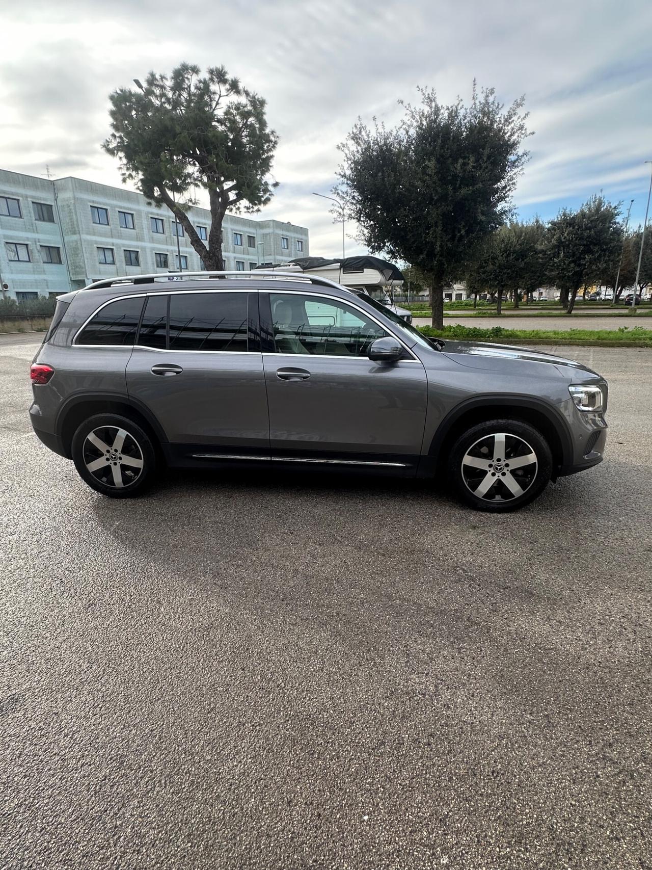 Mercedes-benz GLB 180 d Automatic Sport