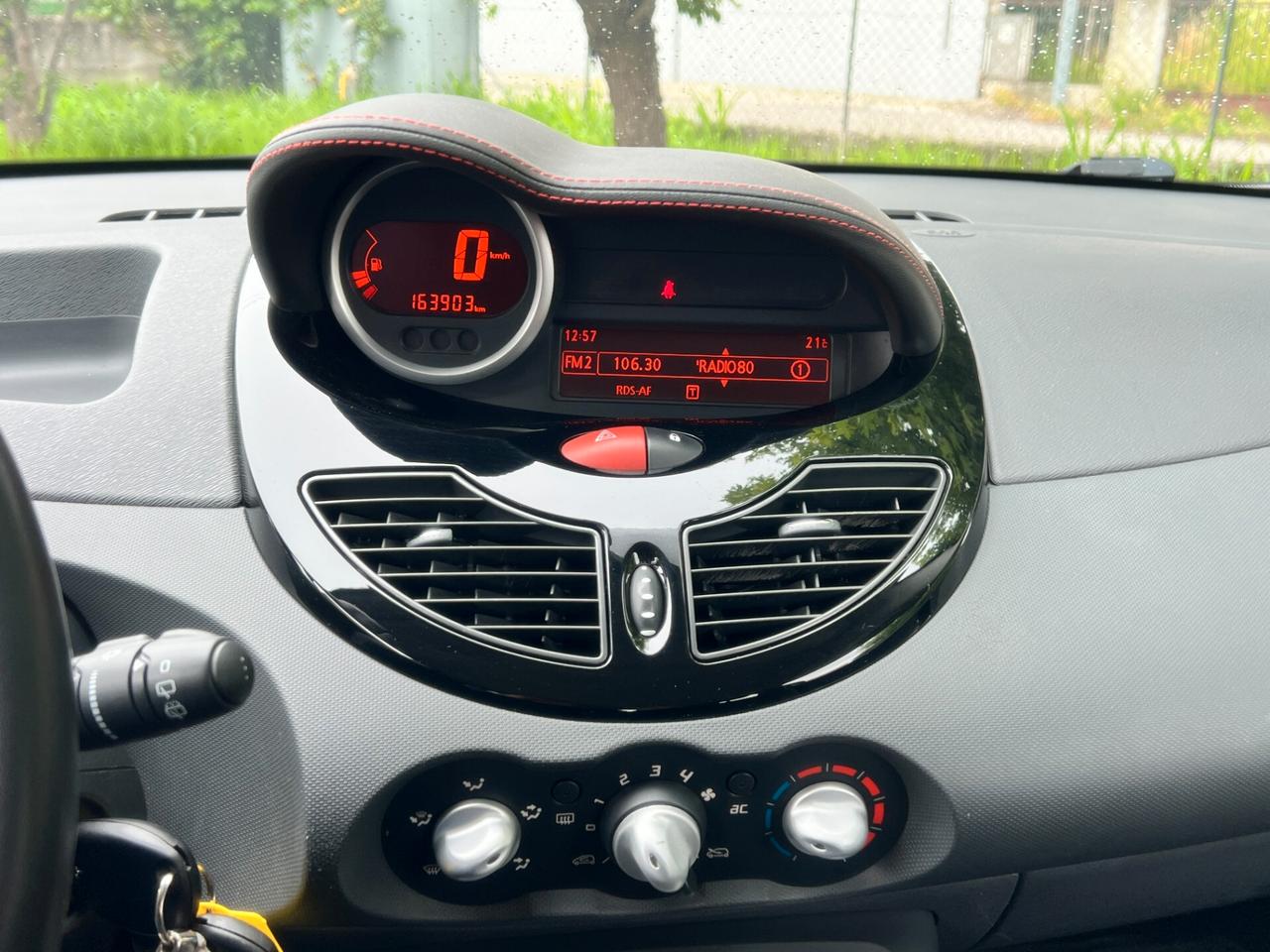 Renault Twingo 1.2 16V Live