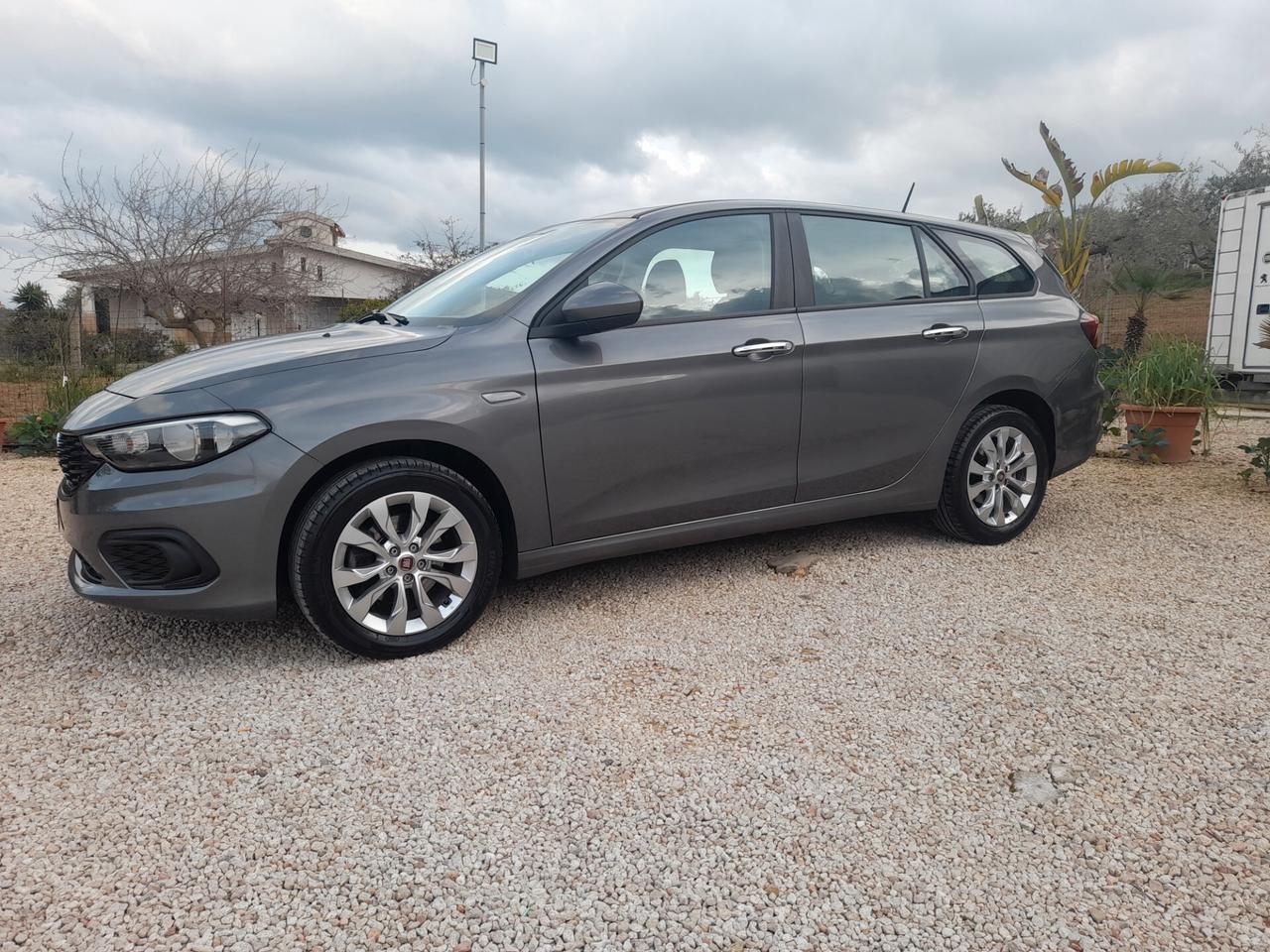 Fiat Tipo 1.6 Mjt S&S SW Easy ANNO 2019 NAVI