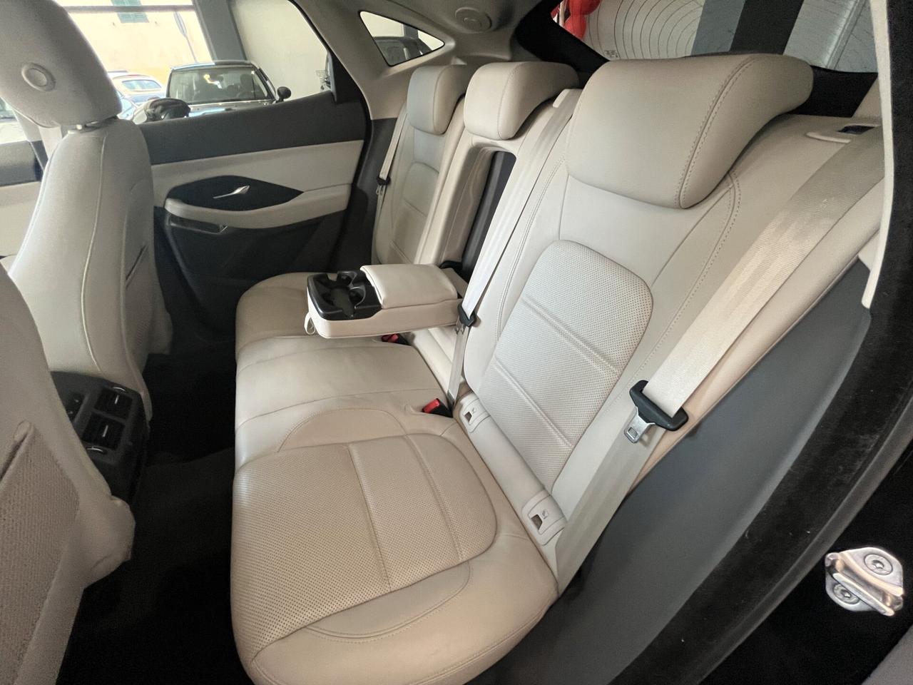 Jaguar E-Pace 2.0D 150 CV AWD R-Dynamic S