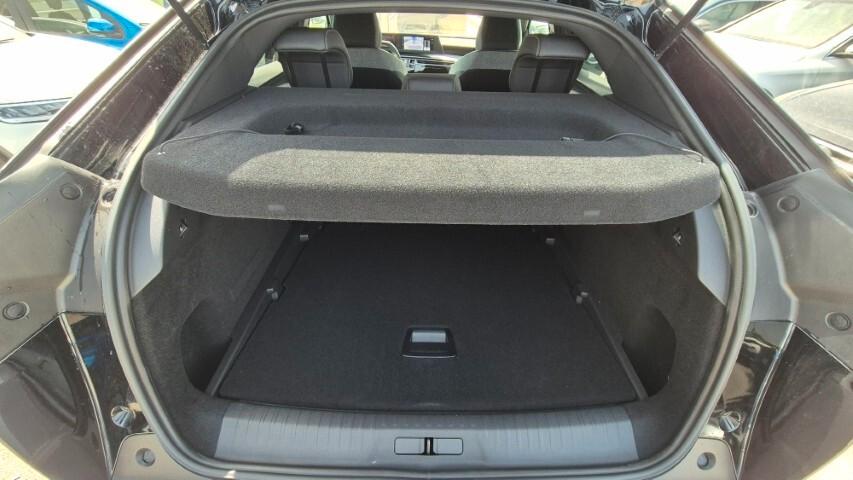 Peugeot 3008 Hybrid 145 e-DCS6 Allure - KMO 2025