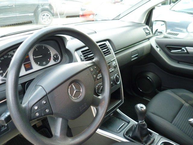 MERCEDES-BENZ B 180 CDI Executive