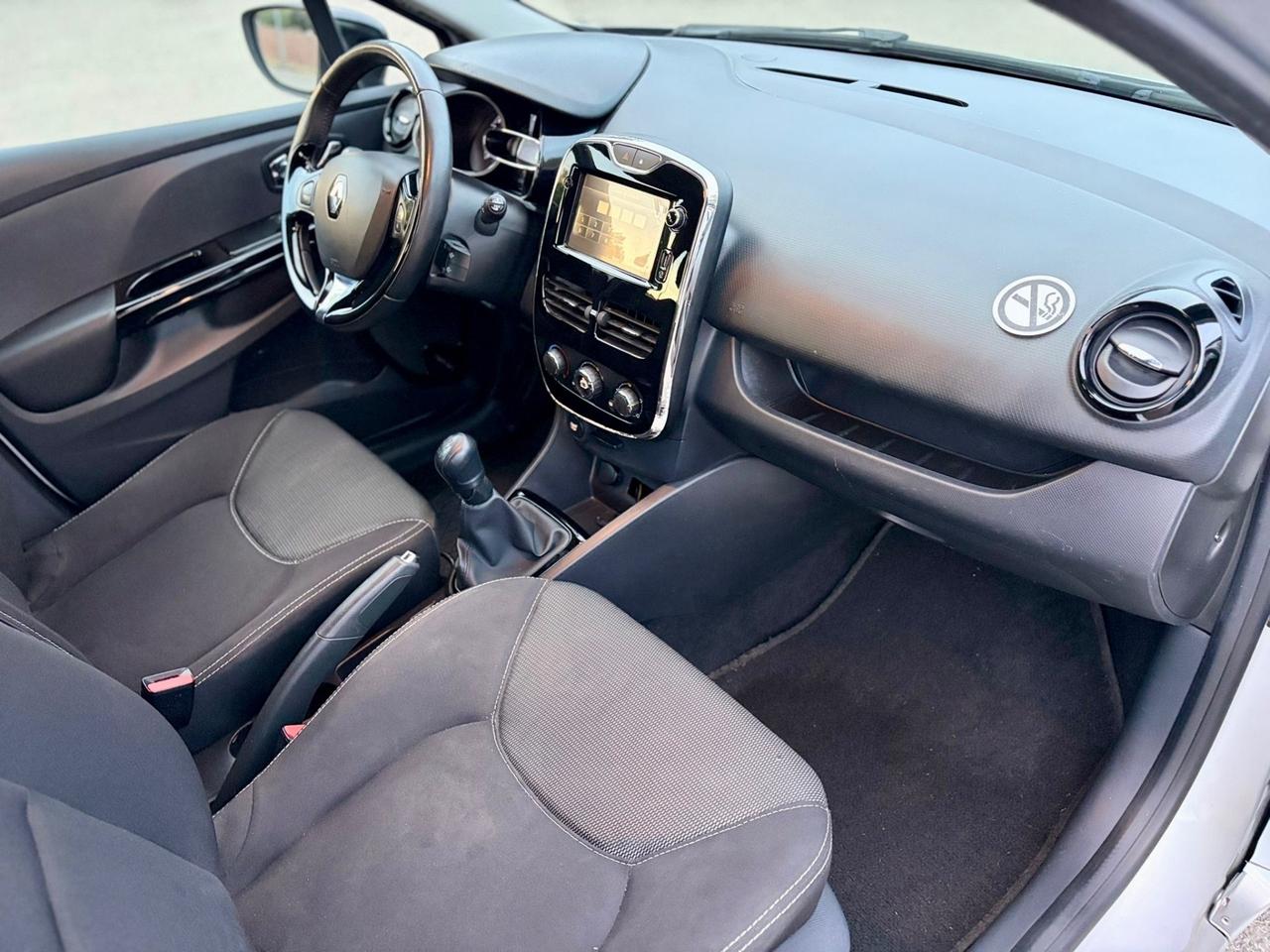 Renault Clio Sporter 1.2 75CV Live