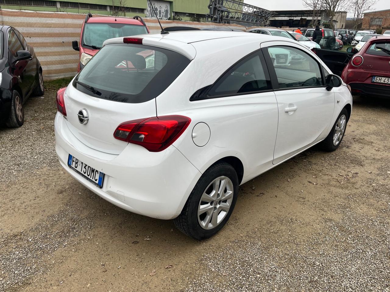 Opel Corsa 1.4 90CV GPL Tech Coupé b-Color 2015