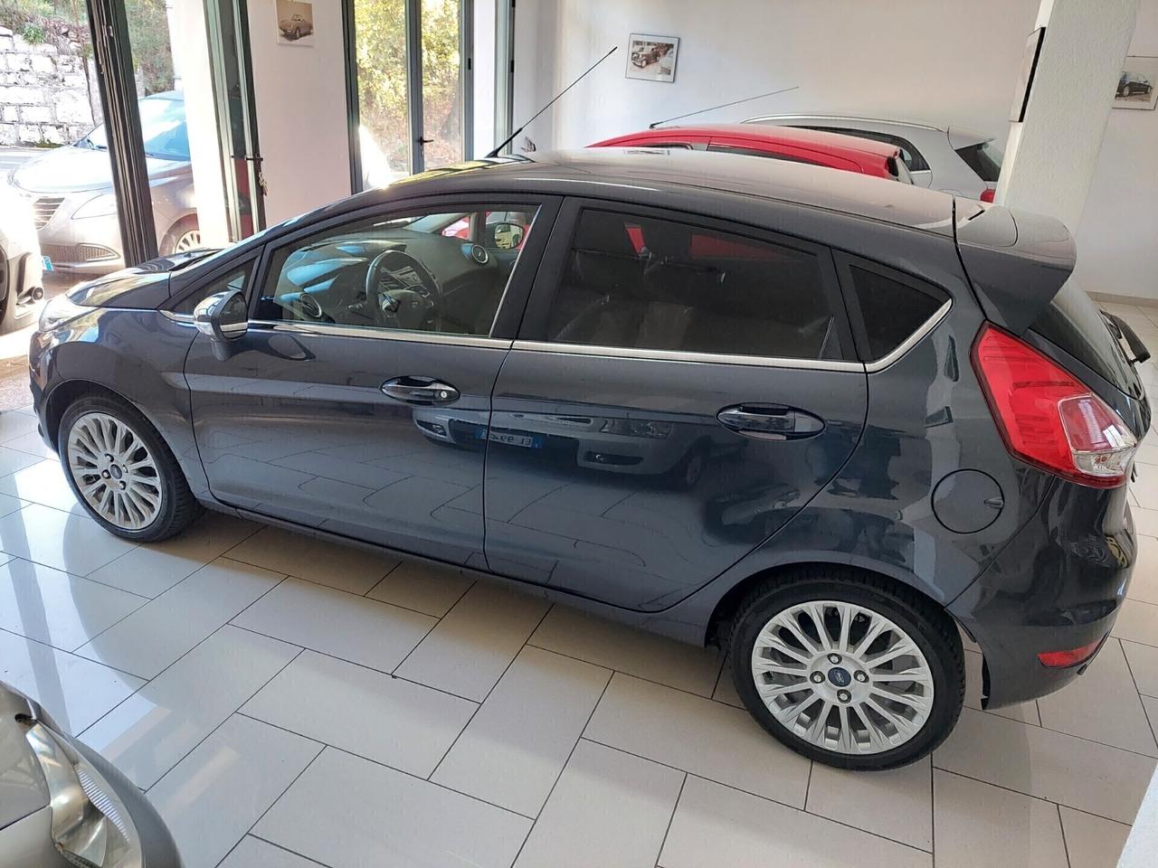 Ford Fiesta 1.6 TDCi 95CV 5 porte Titanium