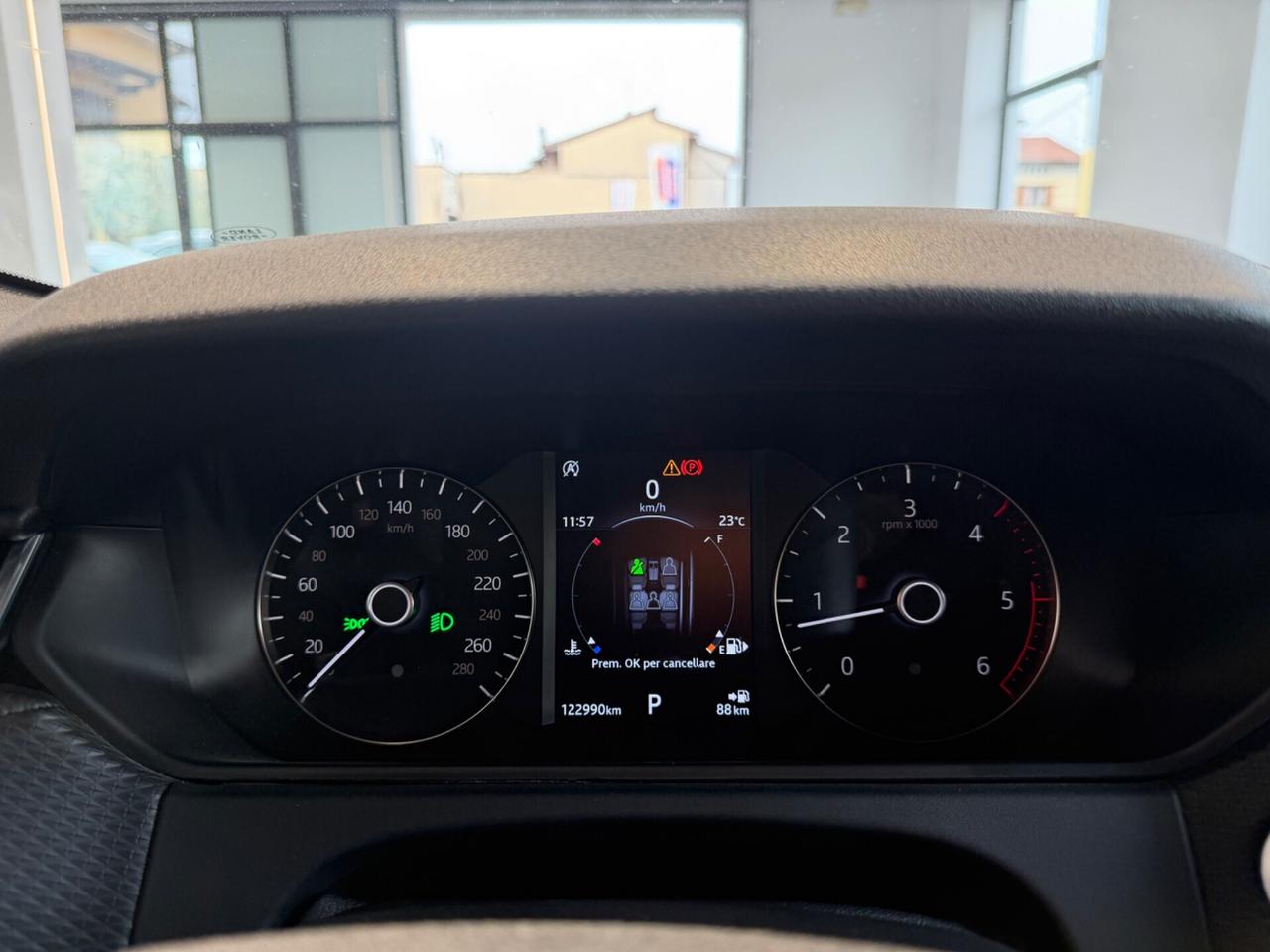 Range Rover Velar 2.0D I4 240 CV R-Dynamic HSE