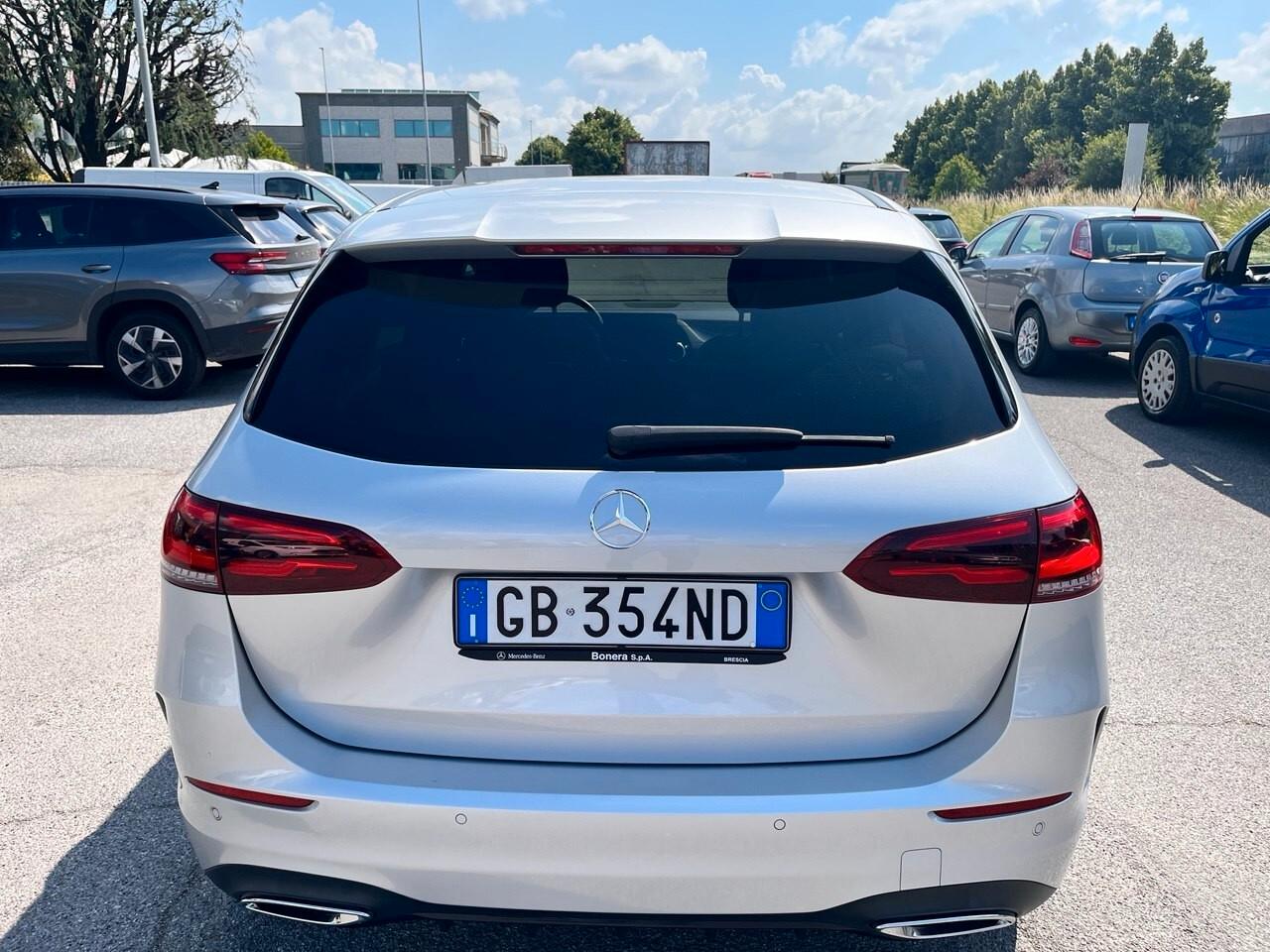 Mercedes-benz B 180 B 180 d Automatic