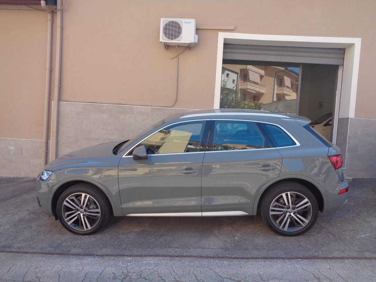 Audi Q5 40 2.0 TDI 190CV quattro S tronic Business (Finanziabile)