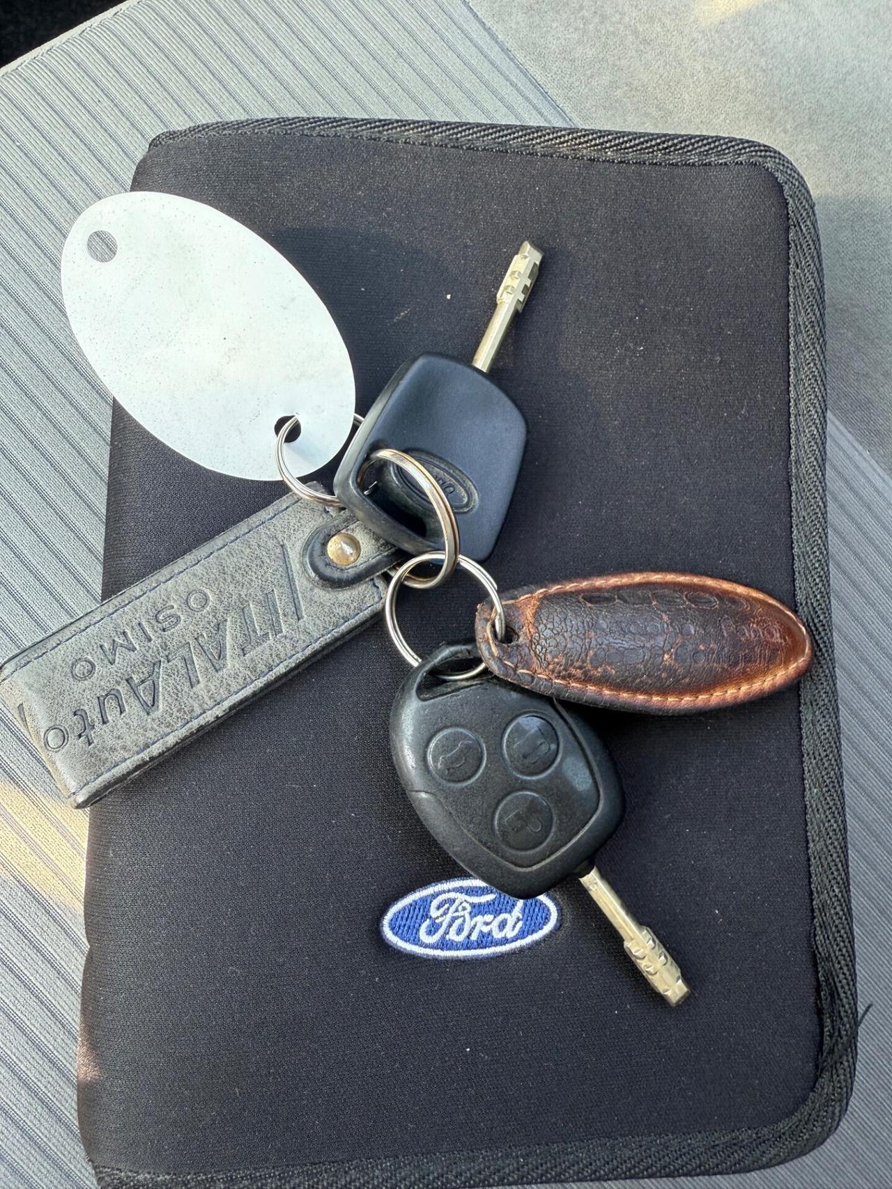 Ford fusion 1.4 benzina 80cv neopatentati 5porte