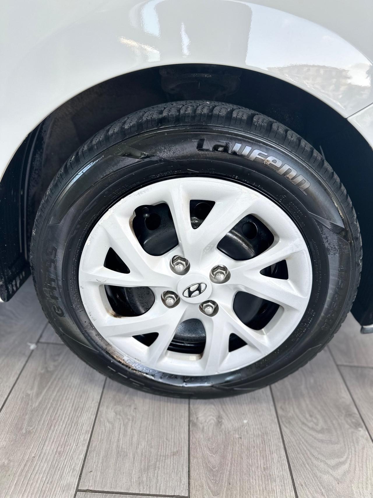 Hyundai i10 1.0 MPI Sound Edition