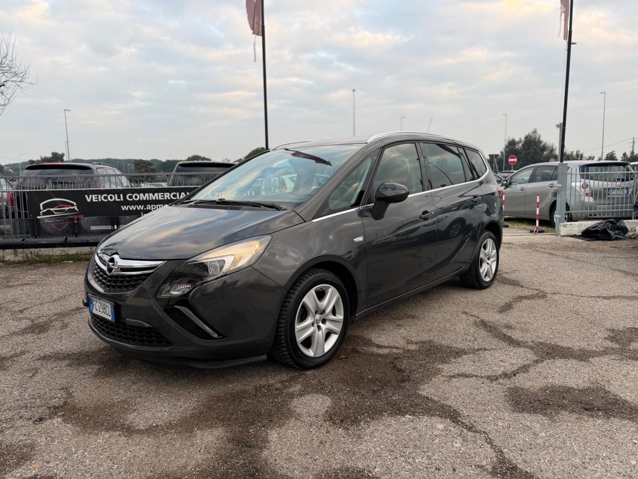 Opel Zafira Tourer 1.4 Turbo 140CV GPL Cosmo 7 POSTI