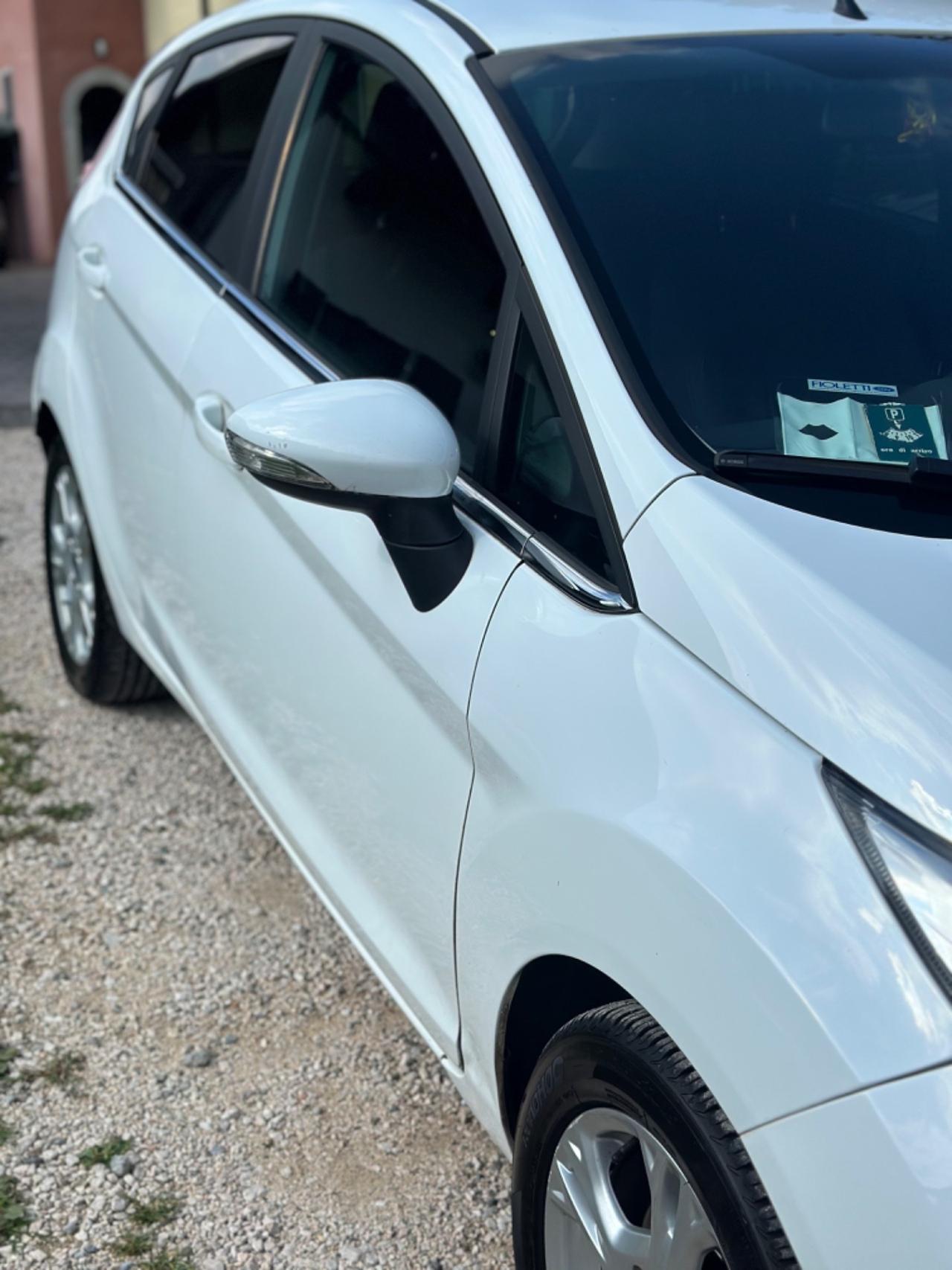 Ford FIESTA 1.4 5p. BZ.- GPL TITANIUM NEOPAT KMCERT