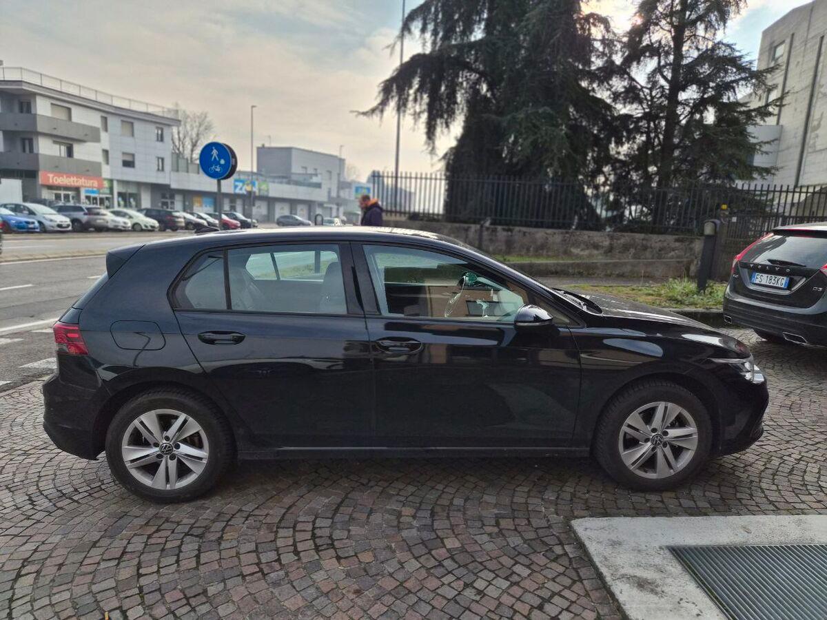 Volkswagen Golf 1.5 etsi evo Life 150cv dsg