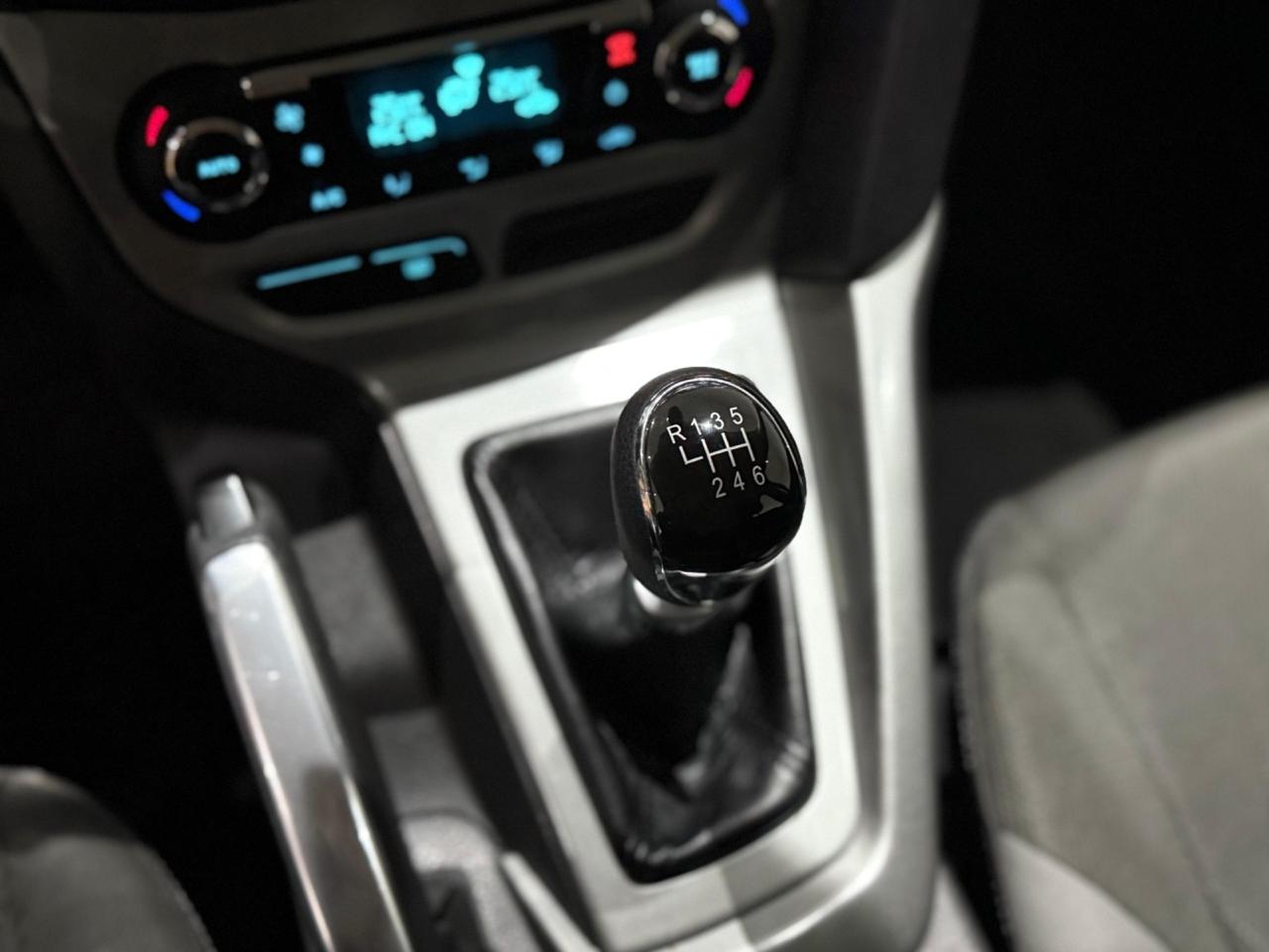 Ford Focus 1.6 TDCi Titanium (70kw/95cv)