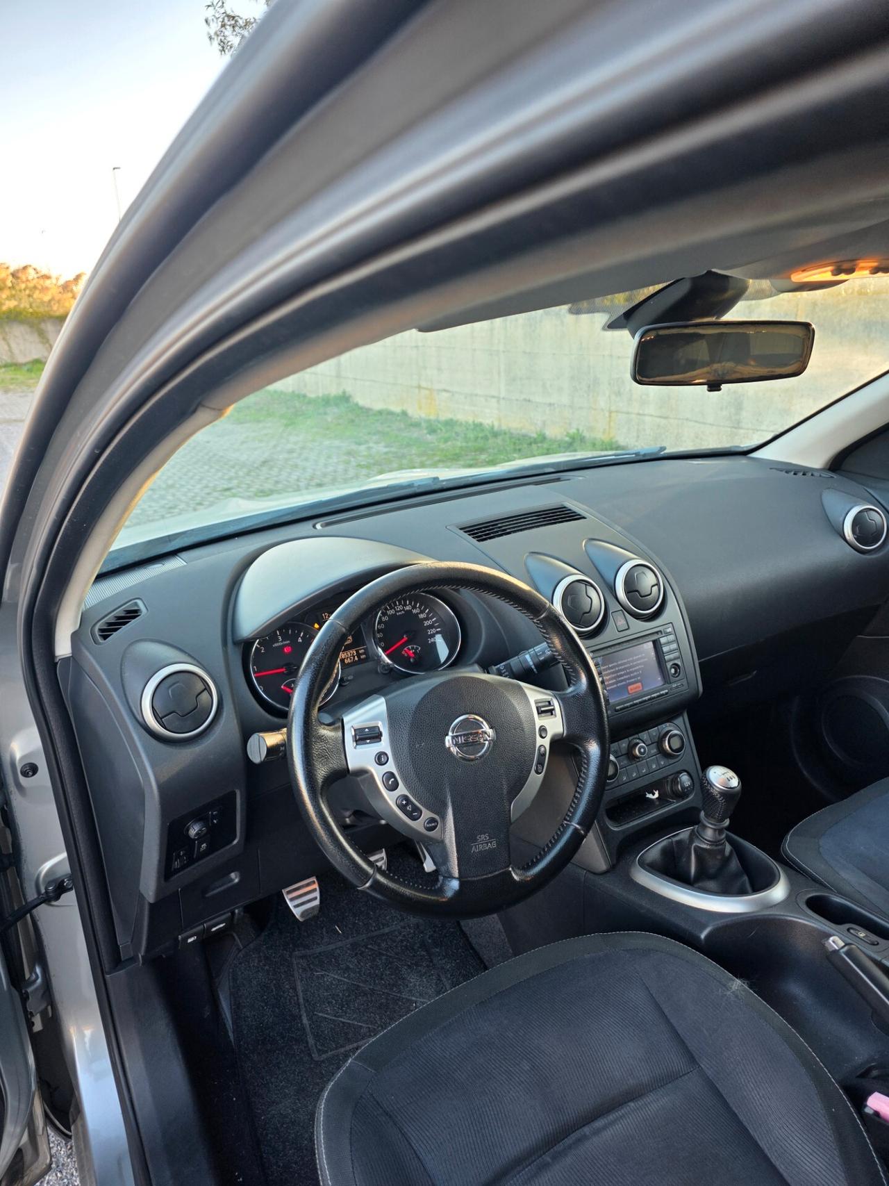 Nissan Qashqai 2.0 dCi DPF n-tec 7 posti