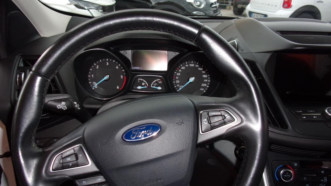 Ford Kuga 1.5 TDCI 120 CV S&S 2WD Titanium